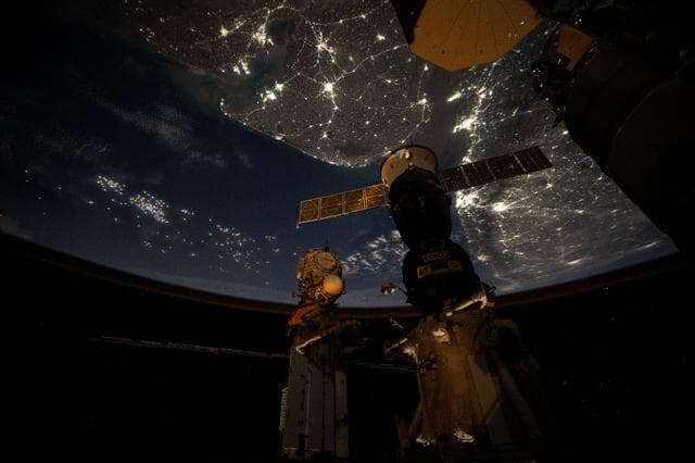 NASA image: Cities light up the west coast of India