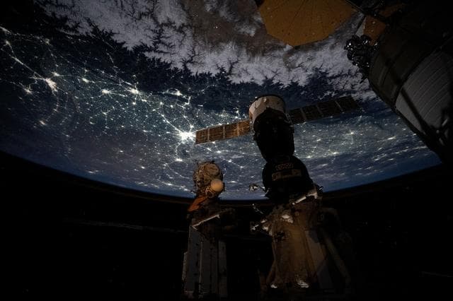 NASA image: The snow‑capped Himalayas form a natural boundary between Asia and the Indian subcontinent
