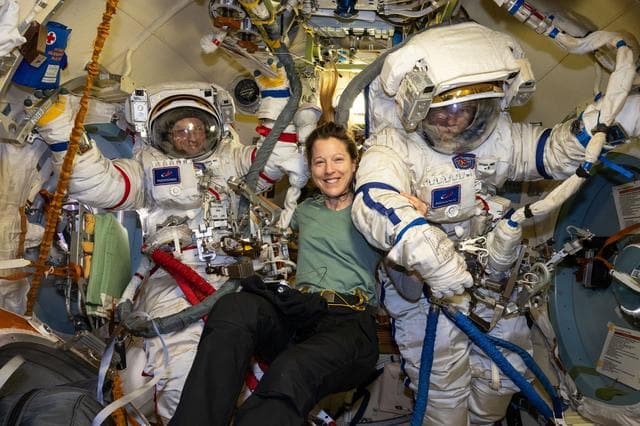 NASA image: Cosmonauts Sergey Kud-Sverchkov and Sergei Mikaev try on their Orlan spacesuits