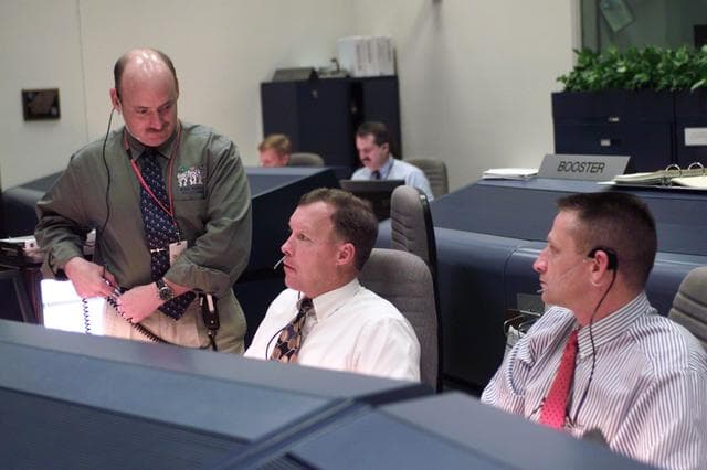 NASA image: STS-97 WFCR launch Day activities