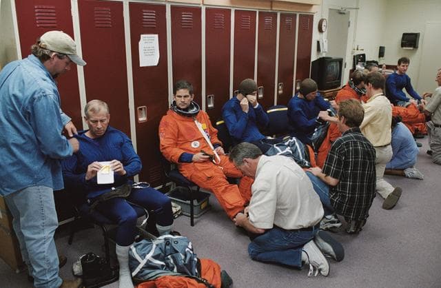 NASA image: STS-111 & Expedition 5 preflight training in the SVMF