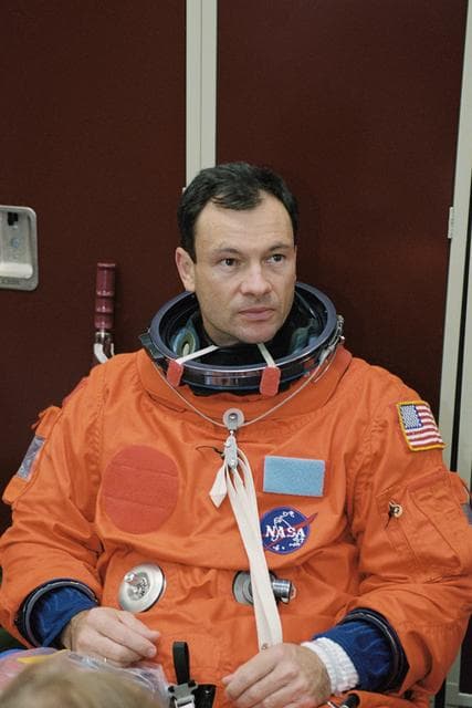 NASA image: Preflight coverage of STS-113 & Expedition Six during PRL ingress training