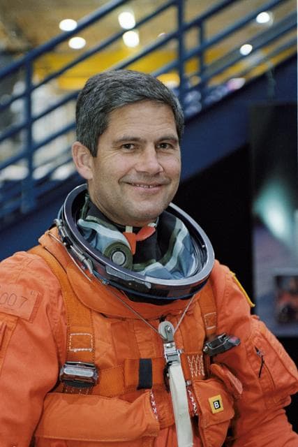 NASA image: Preflight coverage of STS-113 & Expedition Six during PRL ingress training