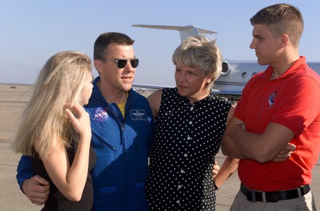NASA image: STS-109 Crew Return Ceremony at Ellington Field