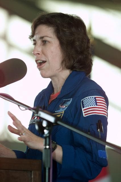 NASA image: STS-110 Crew Return at Ellington Field, Hangar 990