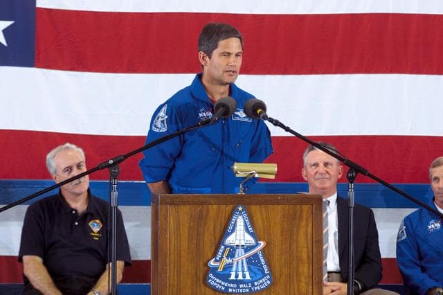 NASA image: STS-111 Crew Return - Photographic Support for Media Services