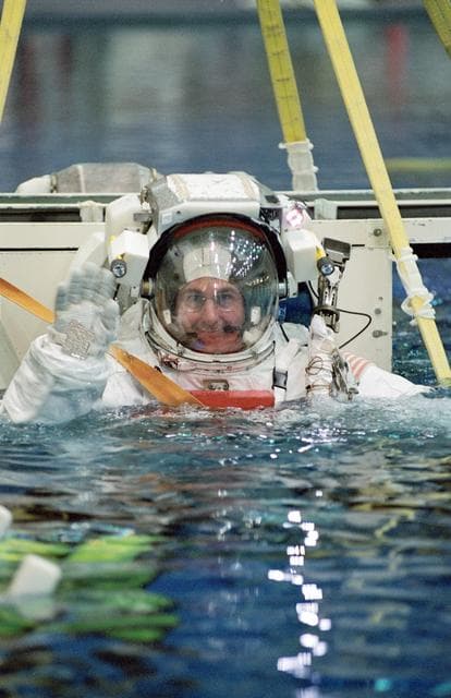NASA image: Photographic coverage of STS-114 Training at the NBL