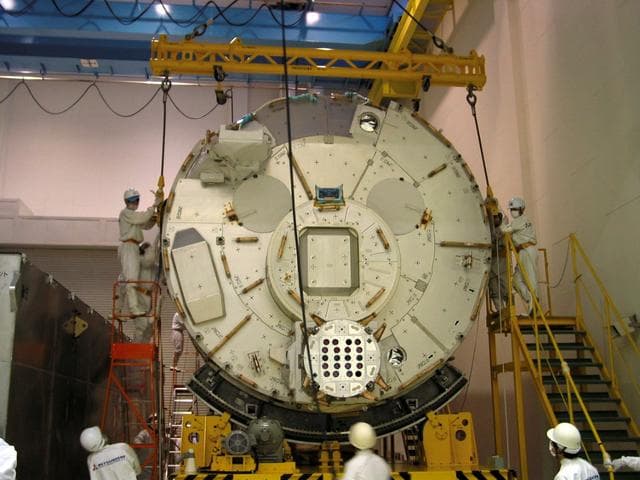 NASA image: JEM hardware delivery