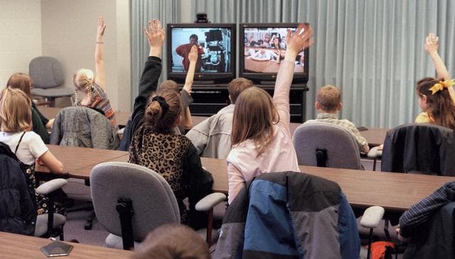 NASA image: Digital Learning Network being used by students in the NASA Education Program