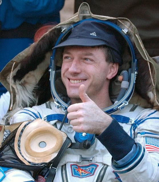 NASA image: Expedition 8 Returns Home