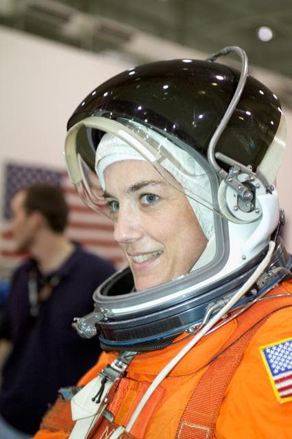 STS-115 Preflight Training, water survival training at the NBL.