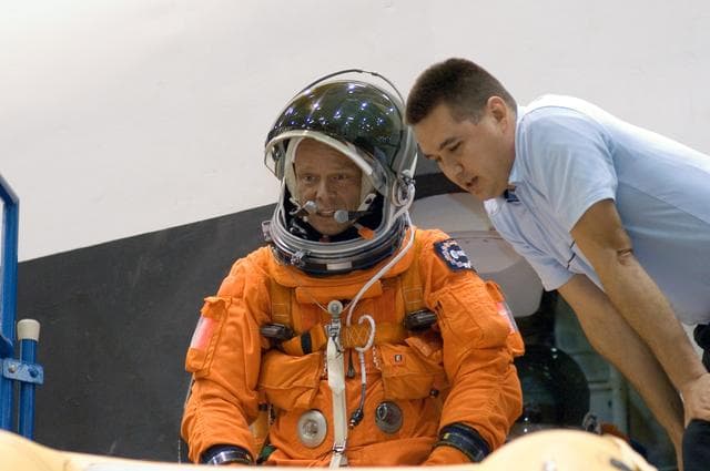NASA image: STS-116 payload egress training
