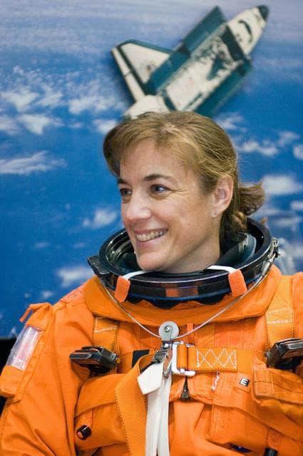 NASA image: STS-115 Preflight Documentation - Post Insertion Training
