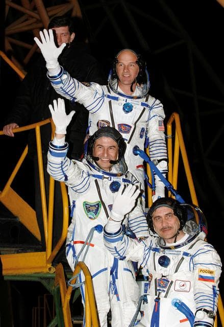 NASA image: Expedition 13 Crew Members wave goodbye at launch pad