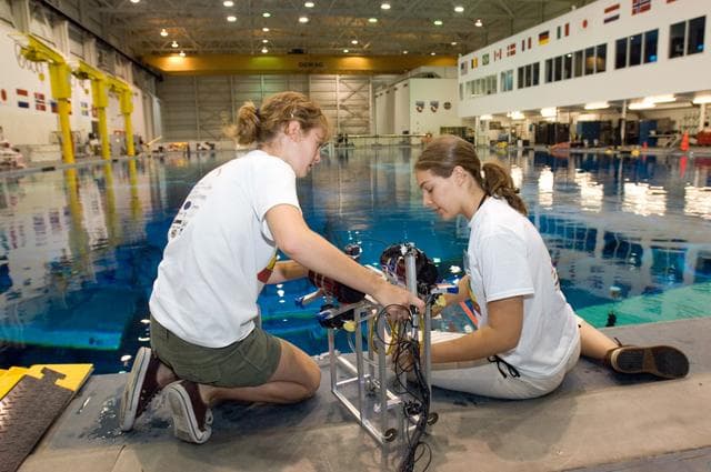 NASA image: JSC Features and Web Stories Photos of the International Underwater ROV Competition