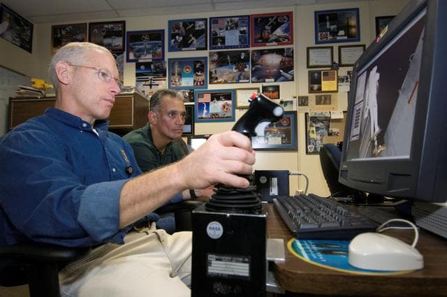 NASA image: STS-EVA Mass Ops training of the STS-117 EVA crewmembers