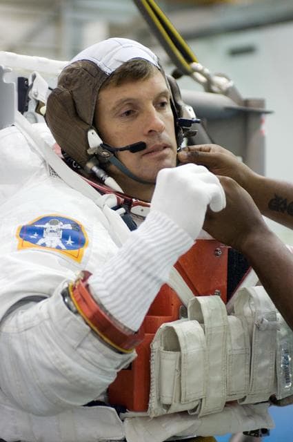 NASA image: STS-117 Crewmembers Pat Forrester and Steve Swanson during training
