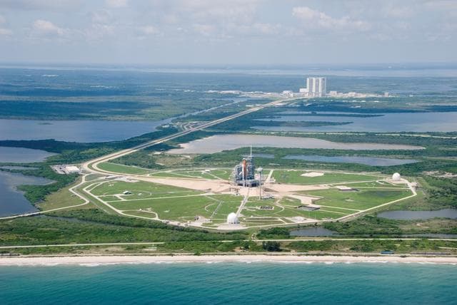 NASA image: STS- 118 Preflight