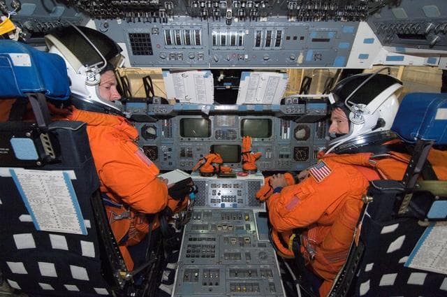 NASA image: STS-124 egress payload training.Bldg.9,FFT