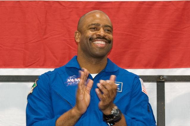 NASA image: STS-122 Crew Return Ceremony