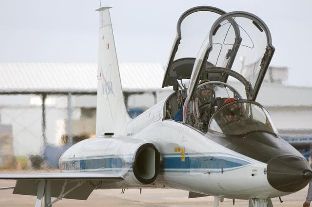 NASA image: STS-125 Crew prepping for T-38 flights