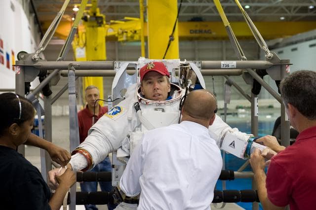 NASA image: STS-125 crew training. Astronauts Grunsfeld and Feustel