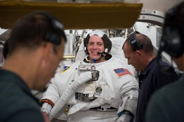 NASA image: SSATA Crew Training for STS-119 (CM: Arnold), STB-SS-1862