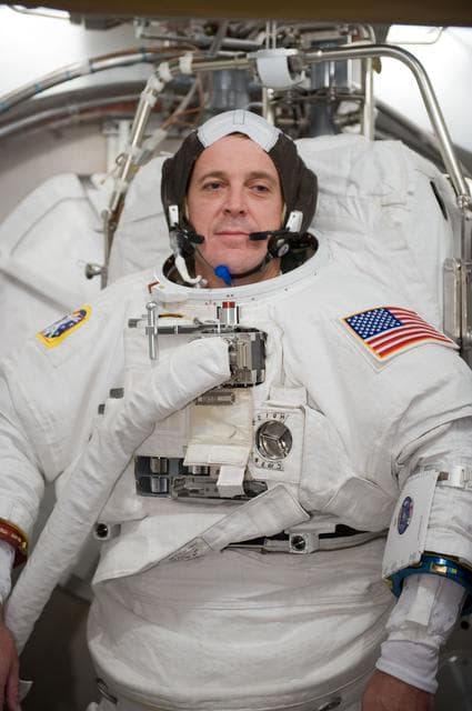 NASA image: SSATA Crew Training for STS-119 (CM: Arnold), STB-SS-1862