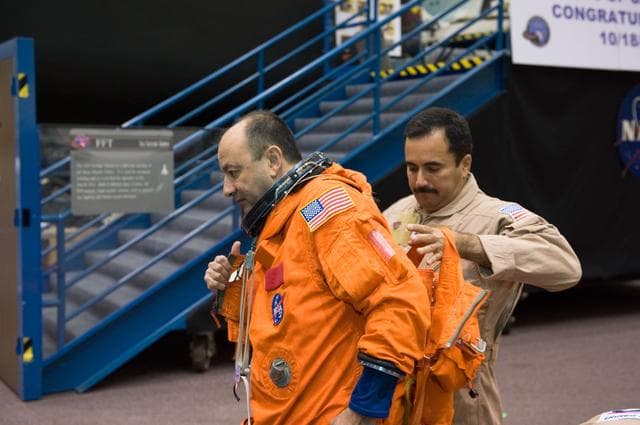 NASA image: Place on IO/STS Missions/STS-127 Preflight.