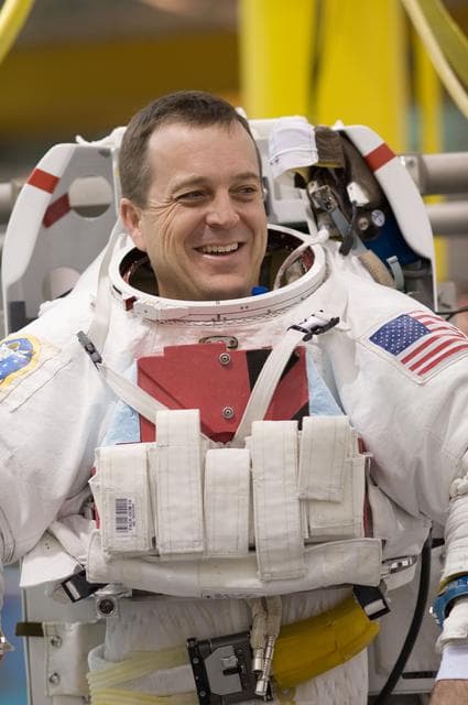 NASA image: STS-119 NBL EVA3 Training