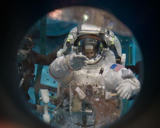 NASA image: STS-128 crew members Danny Olivas and Nicole Stott during STS-128 17A EVA 1 Training 