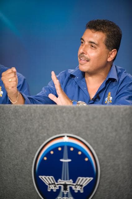 NASA image: STS-128 Press Conference
