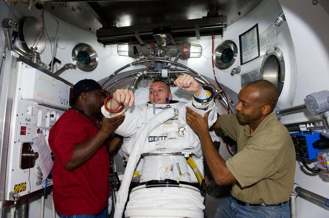 NASA image: SSATA Crew Training (Bresnik)