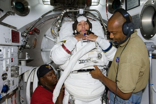 NASA image: SSATA Crew Training (Bresnik)