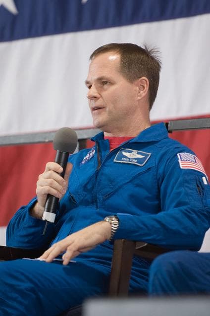 NASA image: STS-128 Crew & ISS Crewmember Tim Kopra return ceremony at Ellington Field 