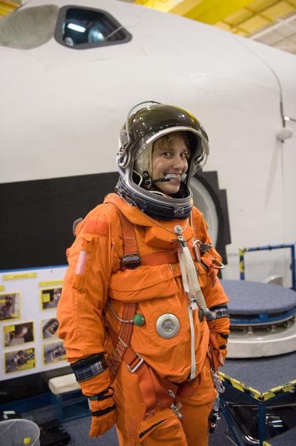 NASA image: STS-131 suited payload egress training (FFT PLD EG 91019) with the STS-131 crew. 