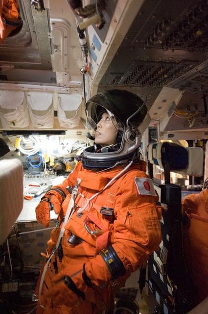 NASA image: STS-131 suited payload egress training (FFT PLD EG 91019) with the STS-131 crew. 