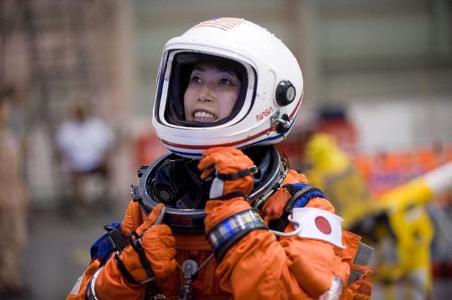 NASA image: STS-131 Water Survival Training at NBL.