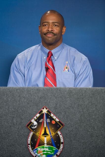 NASA image: STS-129 Press Conference