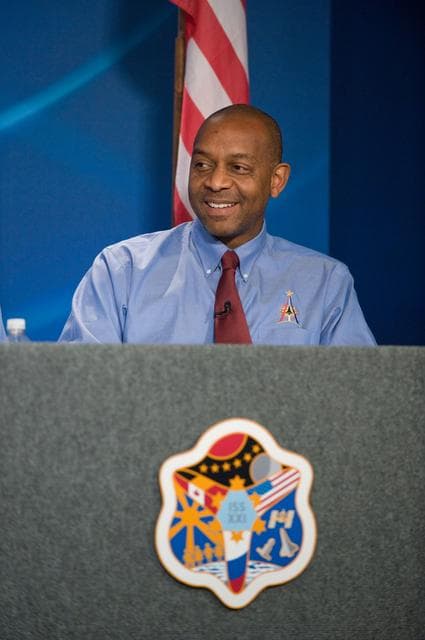 NASA image: STS-129 Press Conference