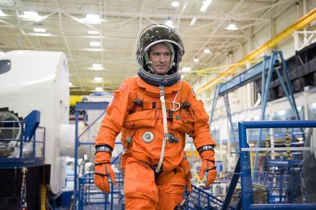 NASA image: STS-132 Preflight Training: Payload egress training