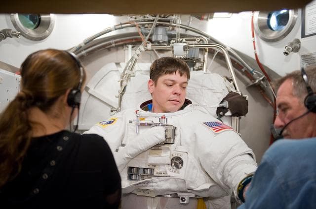 NASA image: SSATA Crew Training (Robert Behnken), SSATA