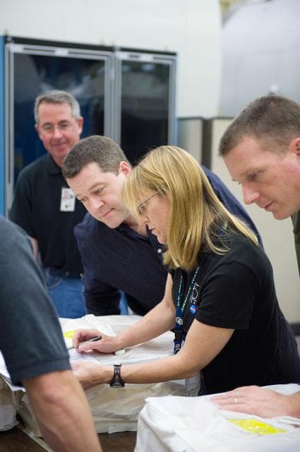 NASA image: STS-130 crew during ISS transfer training
