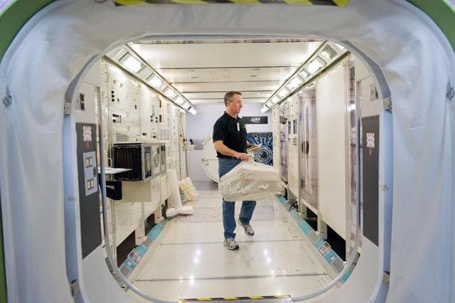 NASA image: STS-130 crew during ISS transfer training