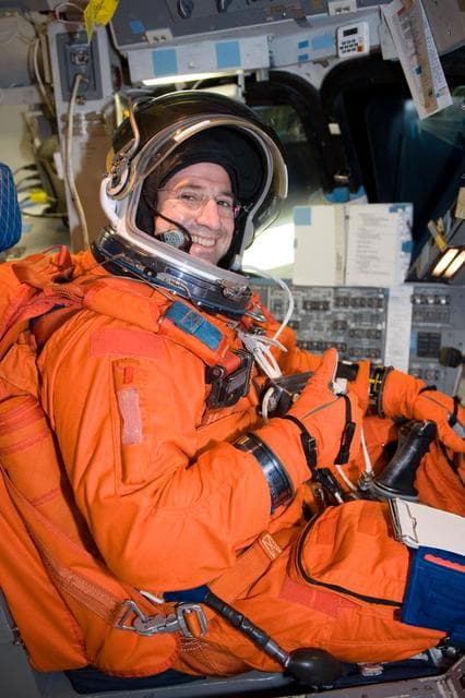 NASA image: STS-130 crew during GNW PO INS OPS training in building 35