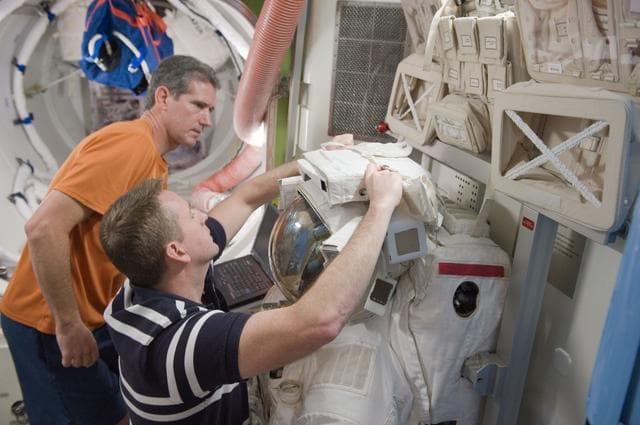 NASA image: STS-132 crew members during ISS EVA P/P Exerc training