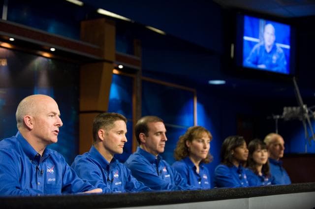 NASA image: STS-131 press conference