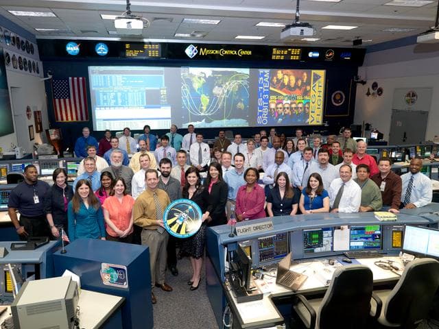 NASA image: STS-131 Flight Control Team  in WFCR - Planning - Flight Director: Ginger Kerrick