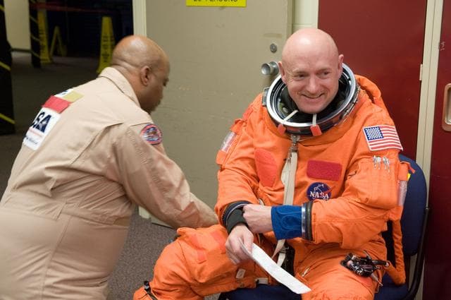 NASA image: STS-134 post insertion/deorbit prep training in building 9NW's FFT mockup 
