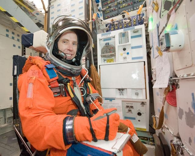 NASA image: STS-134 post insertion/deorbit prep training in building 9NW's FFT mockup 
